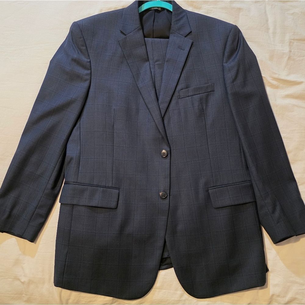 Jos. A. Bank Dark Blue Plaid Men's Suit 43R Pants Are 36/31